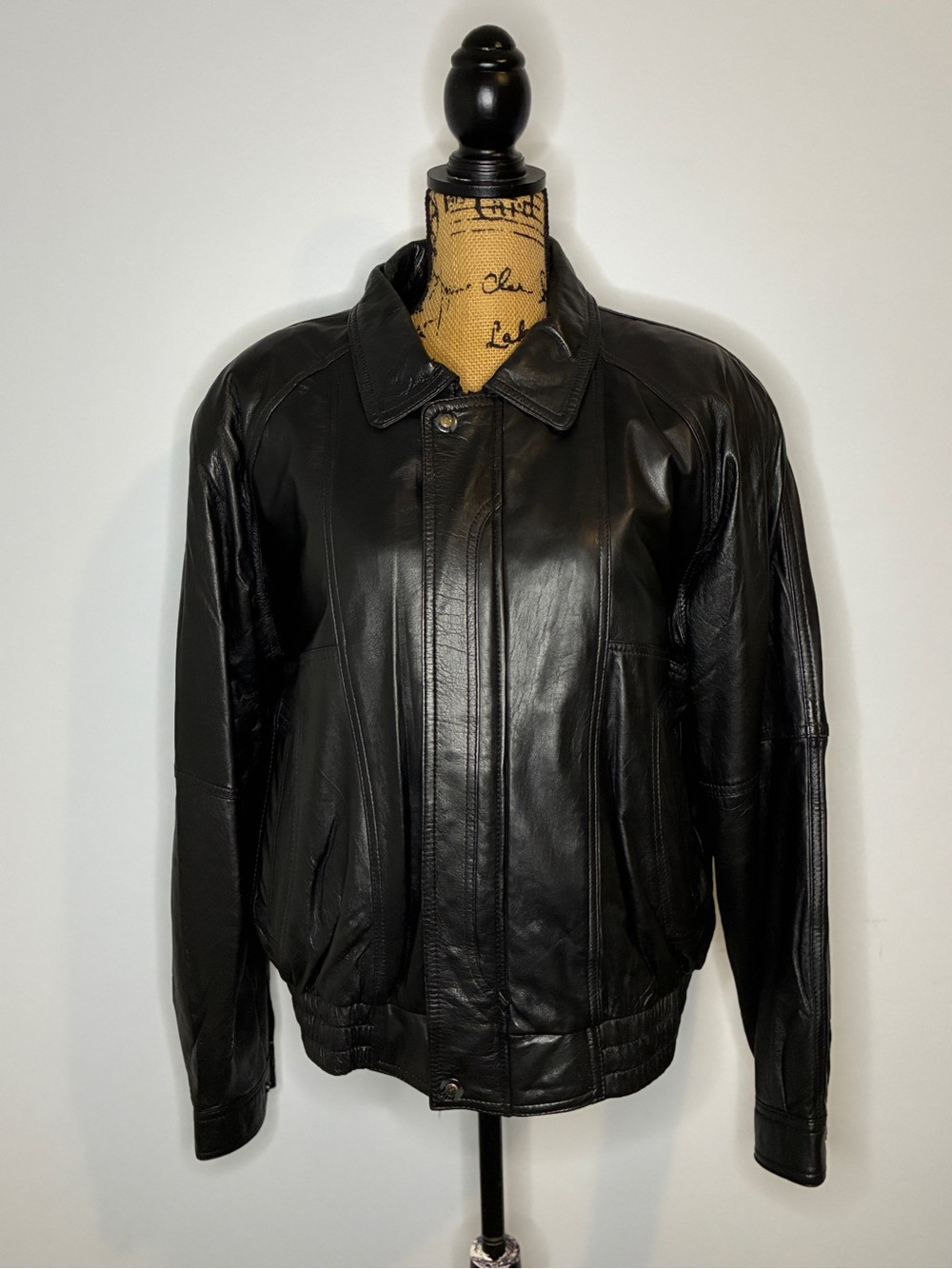Reed Sportswear Vintage Lined Black Leather Jacket Classic Collared Bomber
